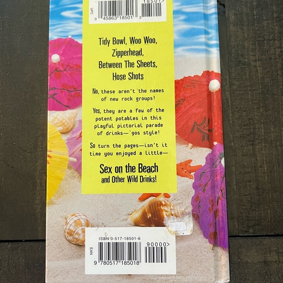 Like new! Bundle of cocktail recipe books - perfect for any entertainer! - Picture 2 of 6